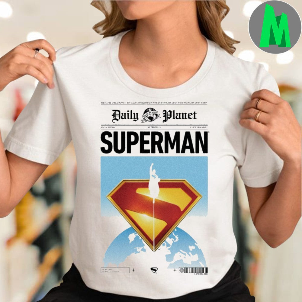 Design Superman (2025) Daily Planet Front Page Shirt