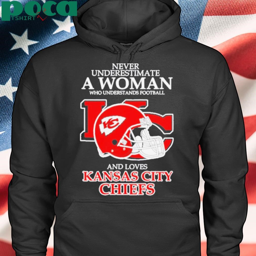 A women who understands football and loves Kansas City Chiefs shirt