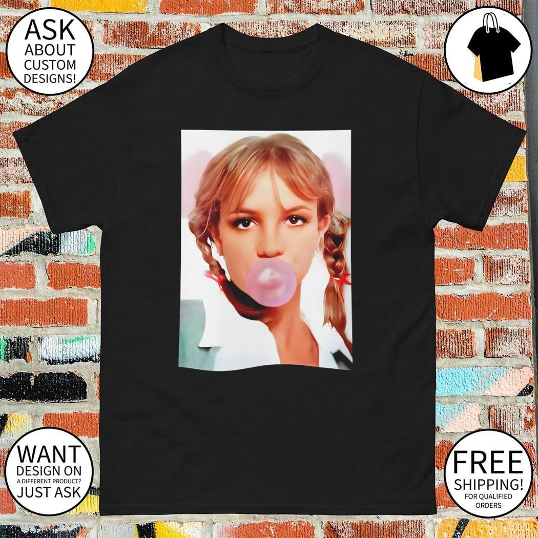 Britney Spears blowing gum bubbles 90s Y2K Pop Icon 2026 shirt
