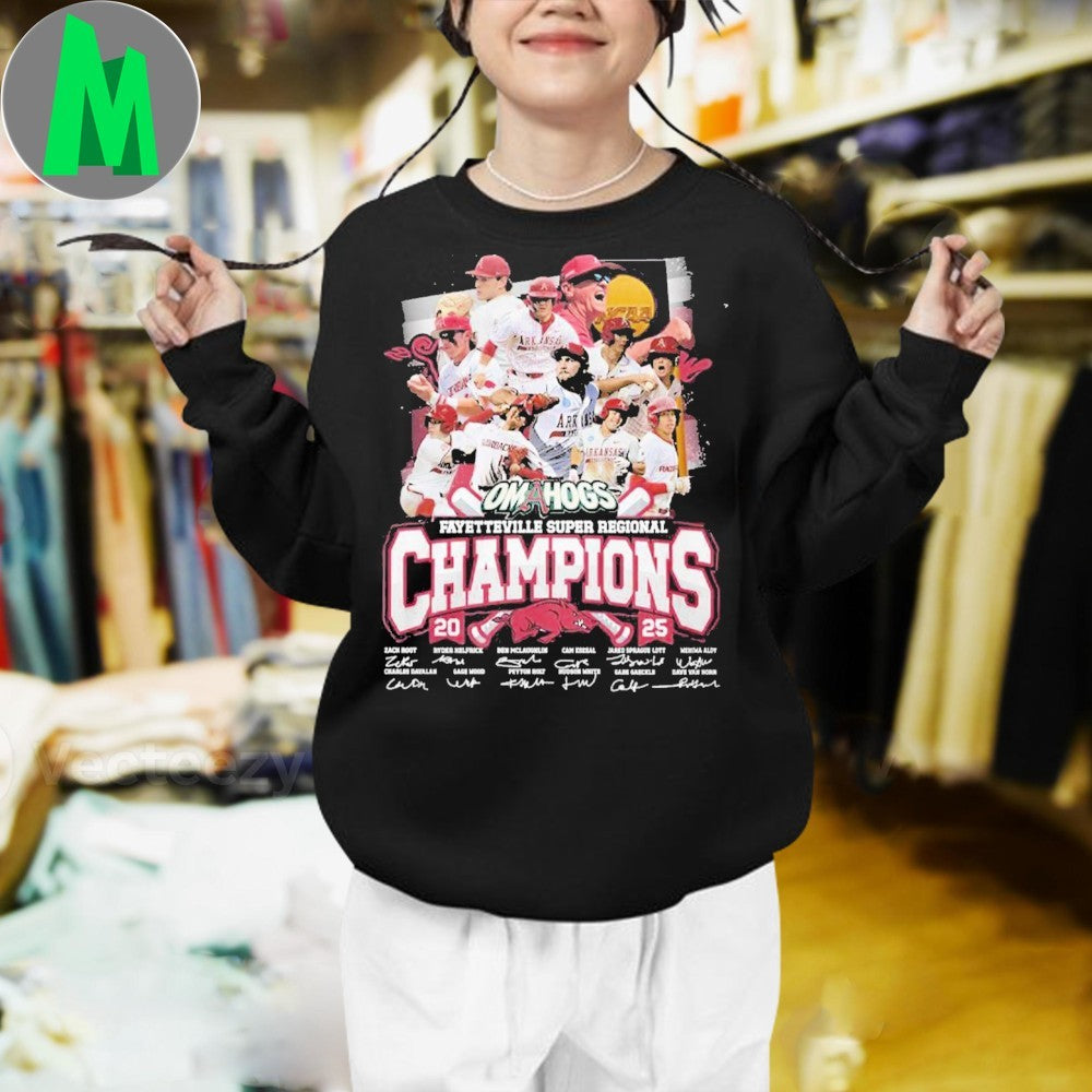 Design Arkansas Razorbacks Omahogs Fayetteville Super Regional Champions 2025 Graphic T-Shirt