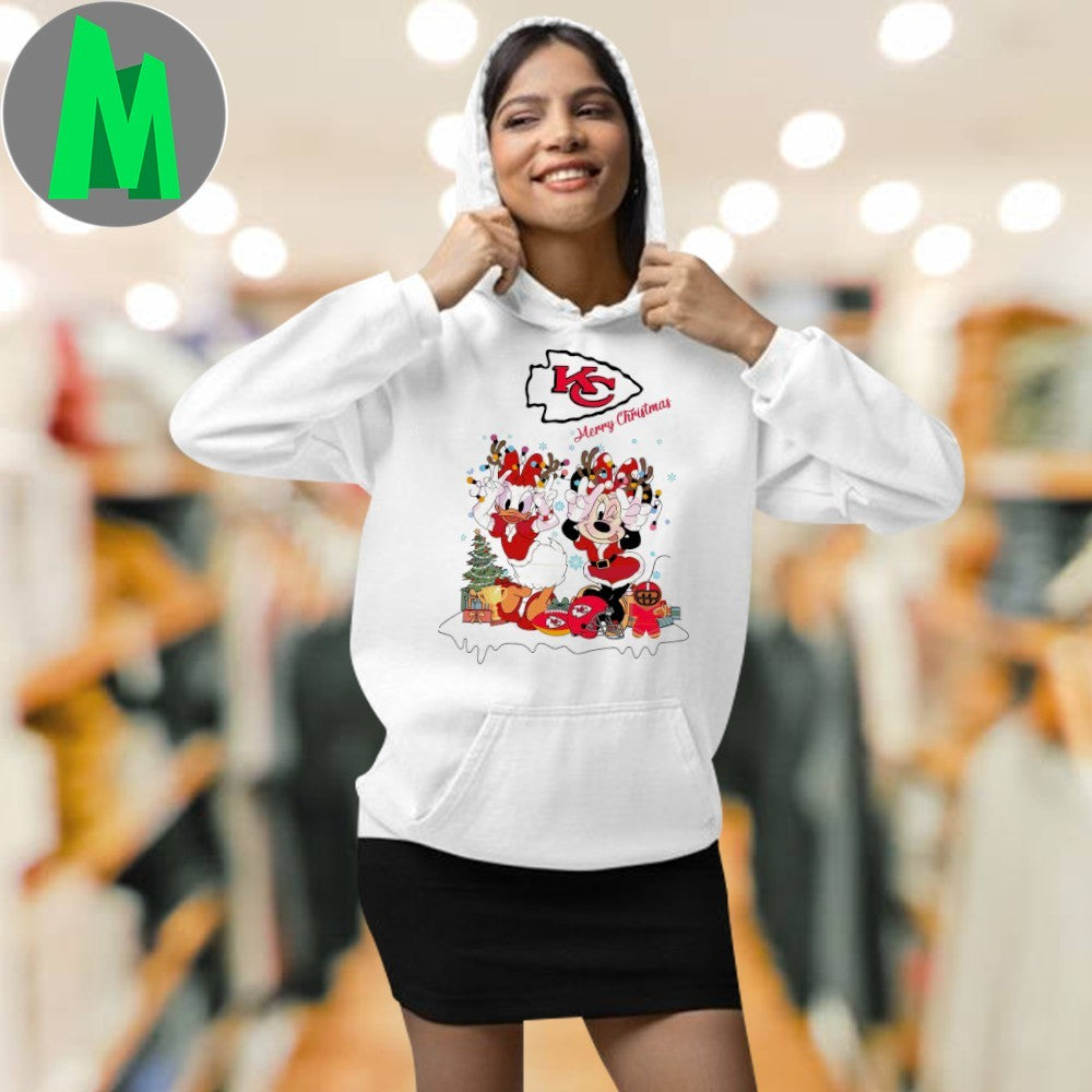 Design Daisy And Minnie Merry Christmas Kansas City Chiefs Shirt