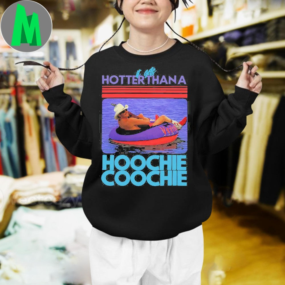 Design Hotter Than A Hoochie Coochie Retro Lake Party Vacation T-Shirt