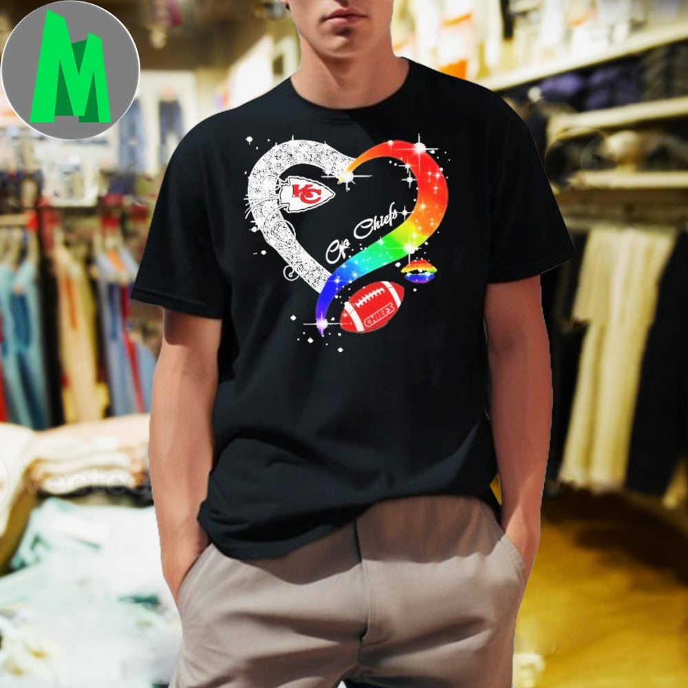 Design Kansas City Chiefs Go Chiefs LGBT Pride Heart Graphic T-Shirt