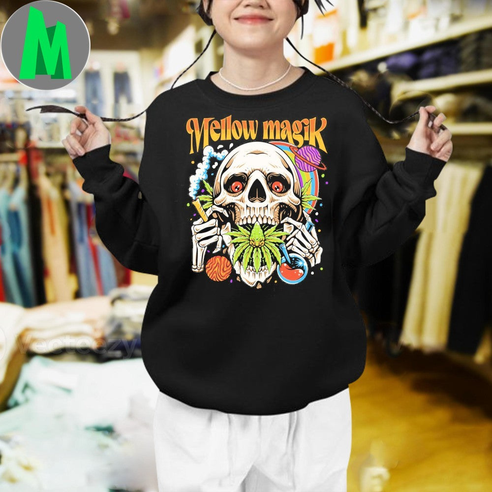 Design Mellow Magik Psychedelic Skull Cannabis Graphic T-Shirt