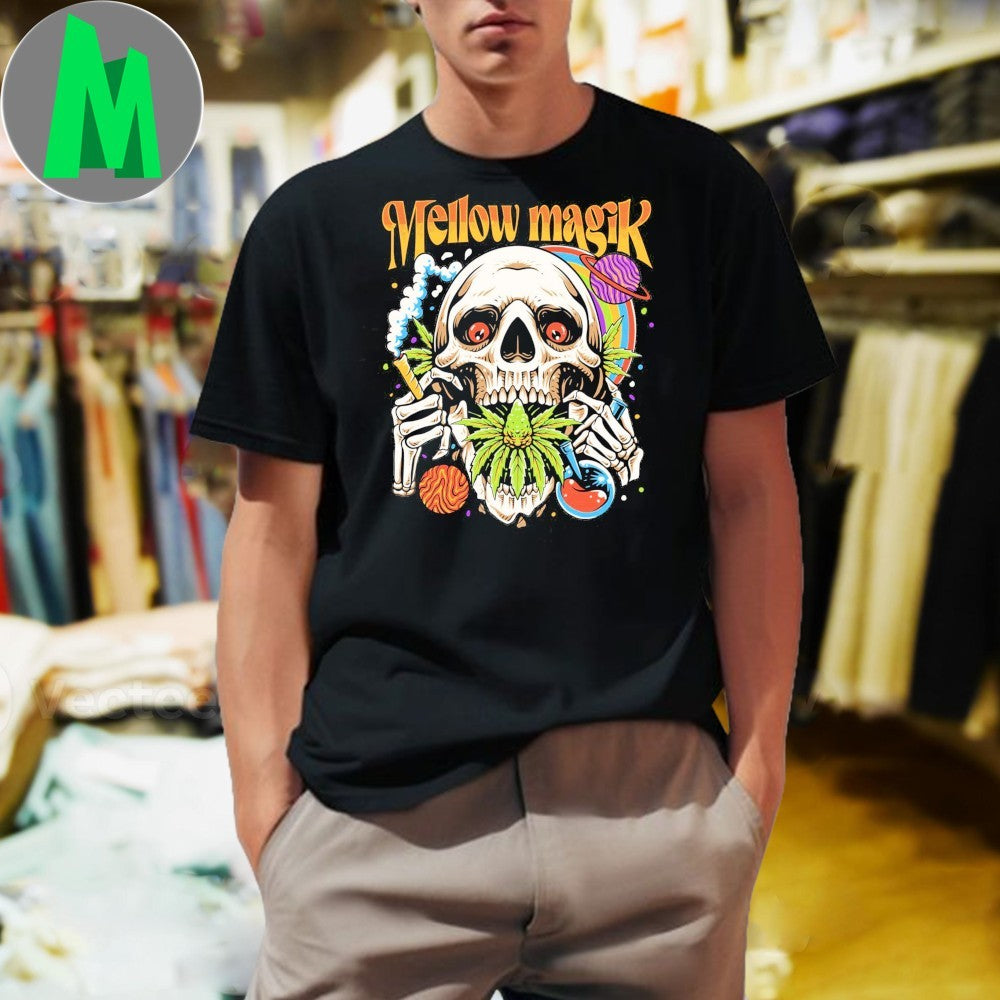 Design Mellow Magik Psychedelic Skull Cannabis Graphic T-Shirt