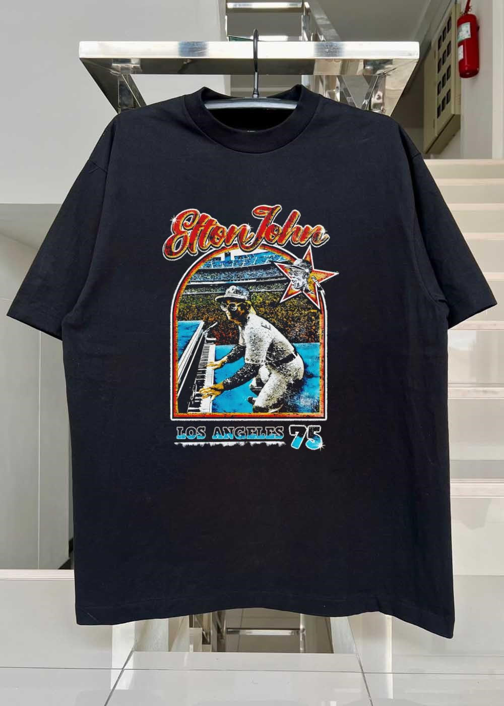 Elton John Playing Piano Los Angeles 75 shirt(1)
