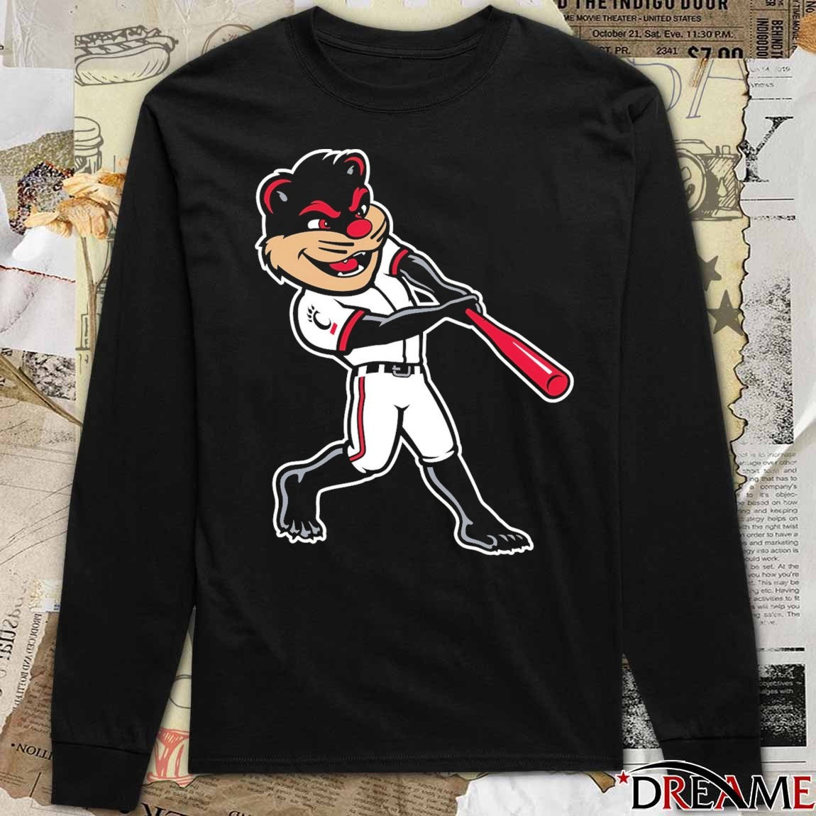2026 Cincinnati Bearcats The Bearcat Swings For The Fences Mascot New t-shirt