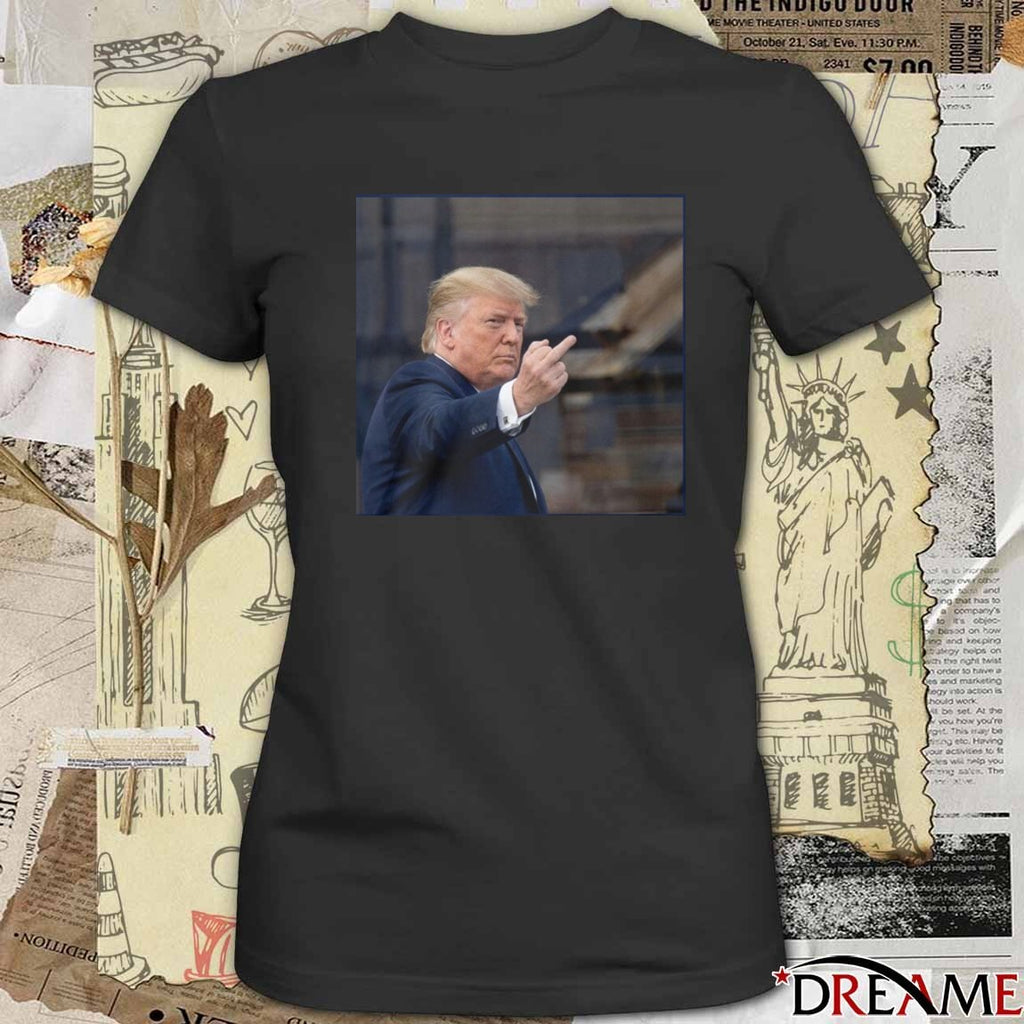 2026 Donald Trump Flips Off Middle Finger On Michigan t-shirt