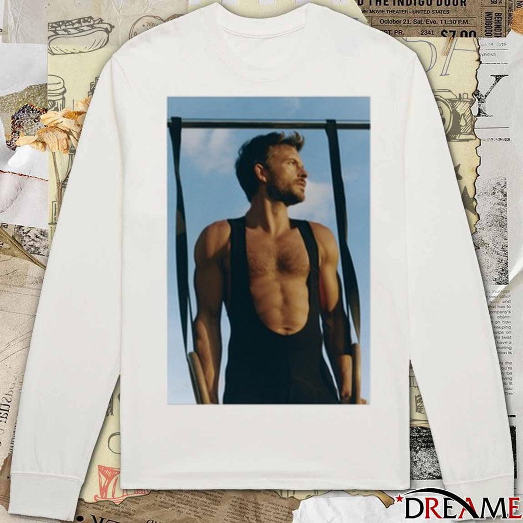 Jonathan Bailey Is People’s Sexiest Man Alive 2025 t-shirt