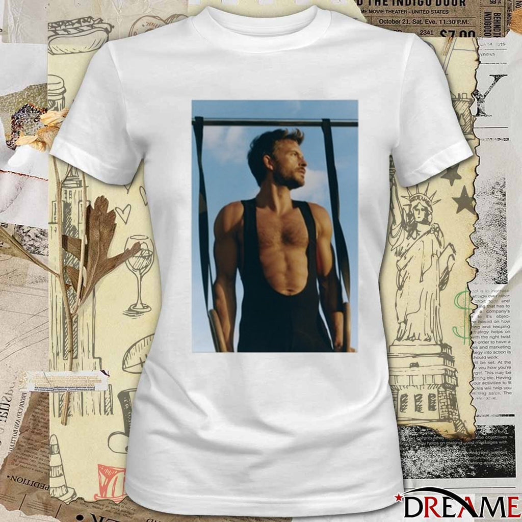 Jonathan Bailey Is People’s Sexiest Man Alive 2025 t-shirt