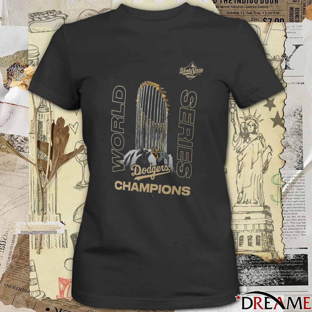 Los Angeles Dodgers Win Toronto Blue Jays 2025 MLB World Series Champions Raise The Trophy t-shirt