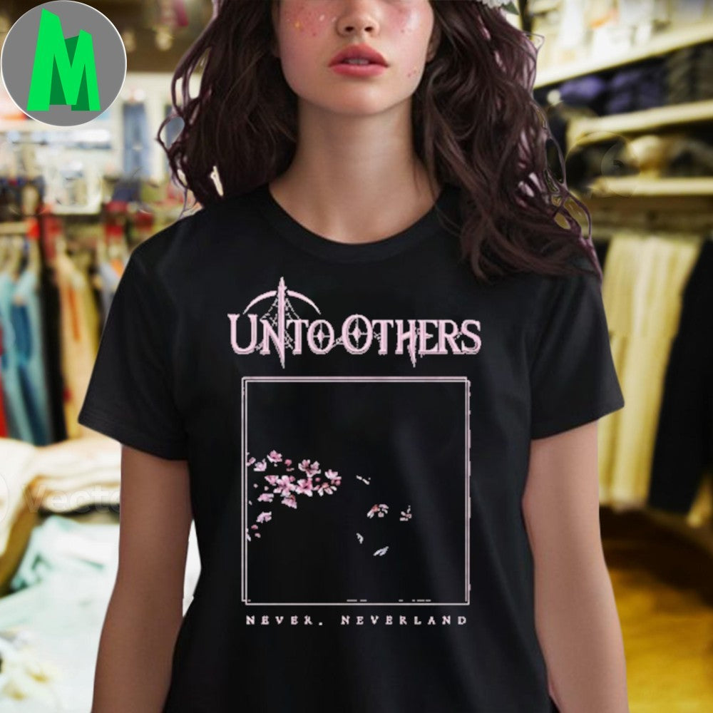 Never, Neverland Tour Shirt