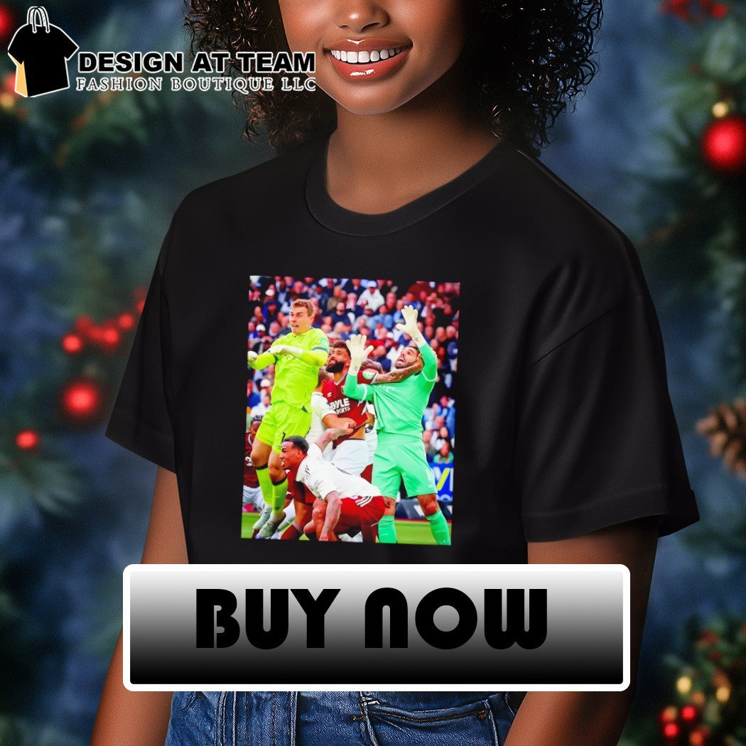 Pablo Fouled David Raya photo shirt