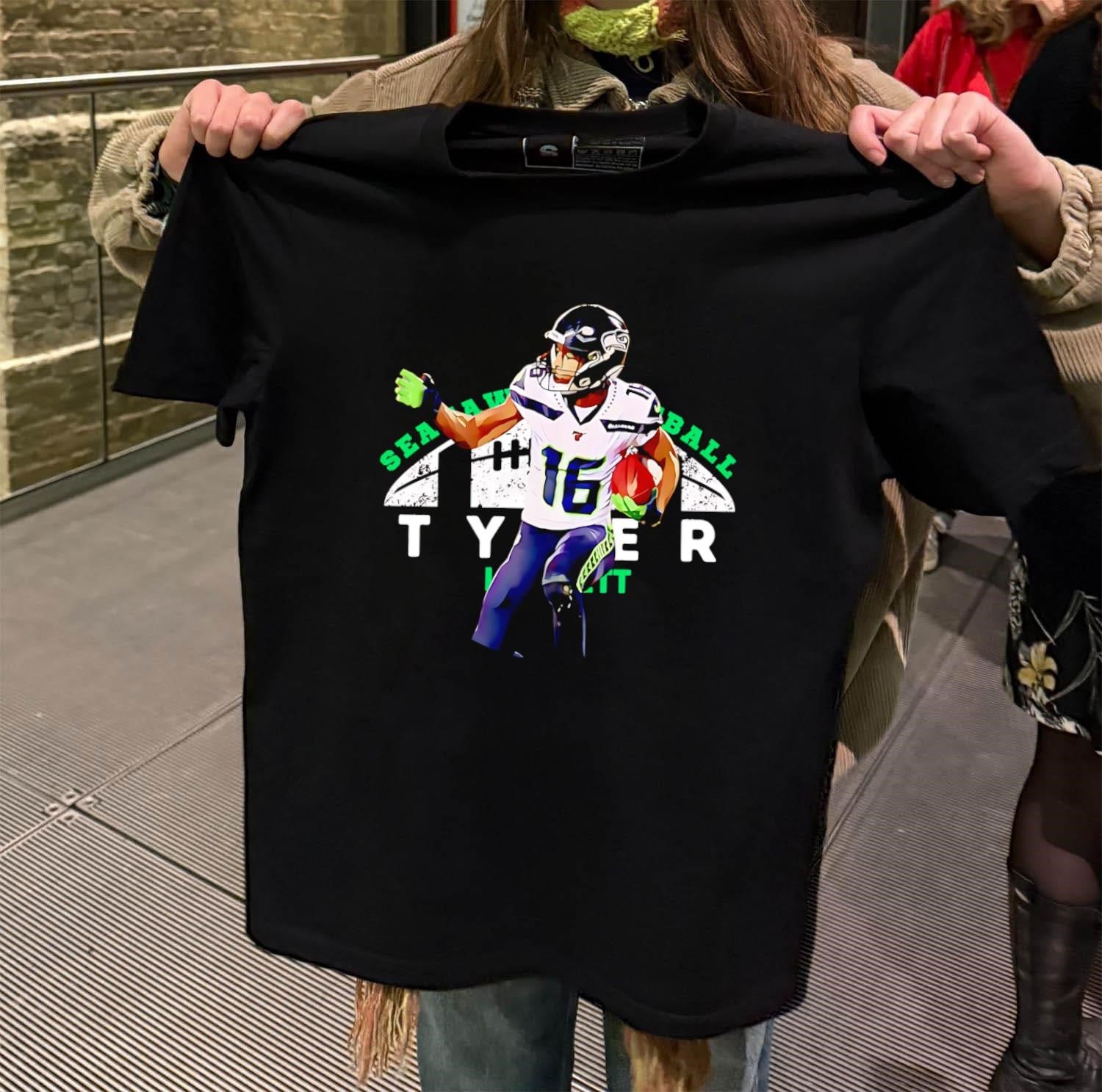 Seahawks Football 16 Tyler Lockett Action Player Graphic Sport shirt