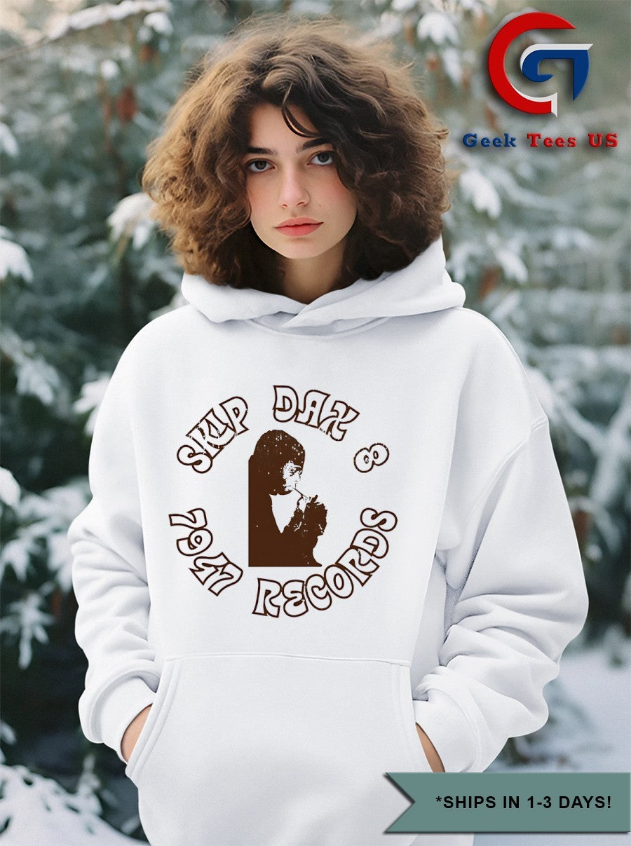 Skip da 8 7947 records shirt