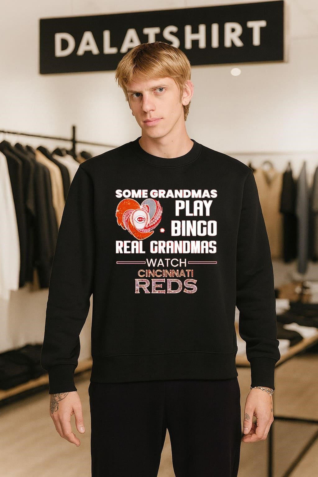 Some Grandmas Play Bingo Real Grandmas Watch Cincinnati Reds shirt