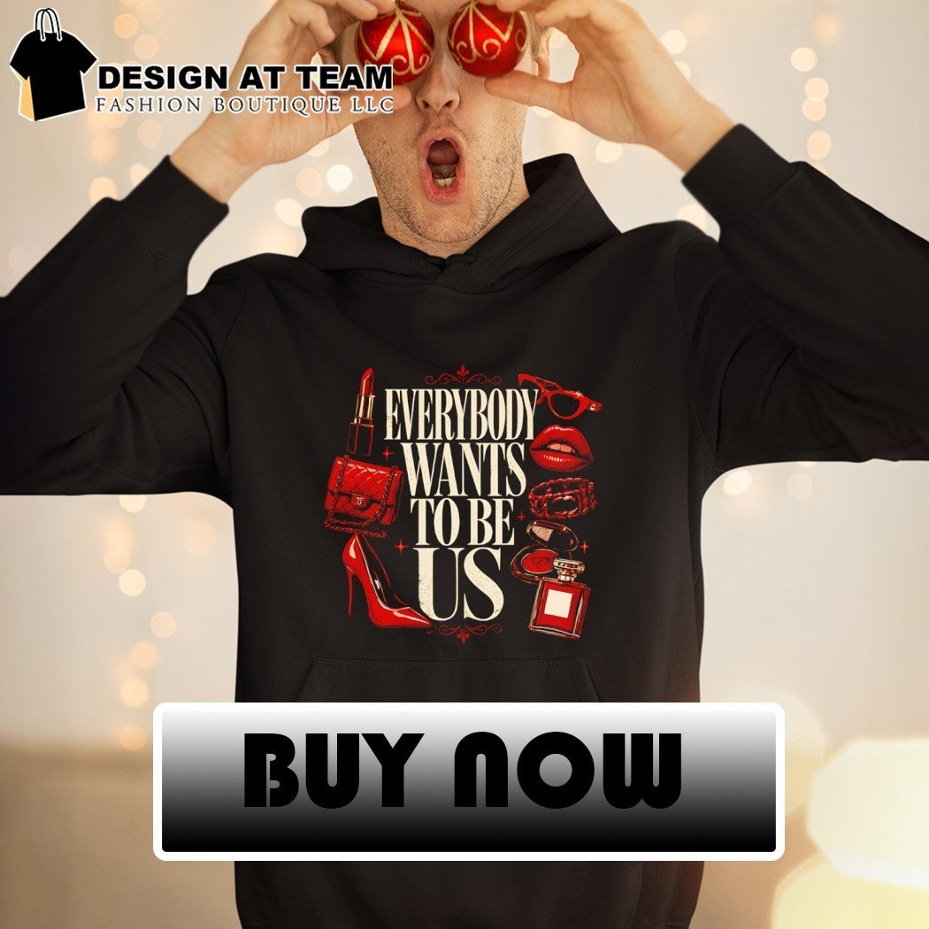 The Devil Wears everybody wants to be US iconic items shirt