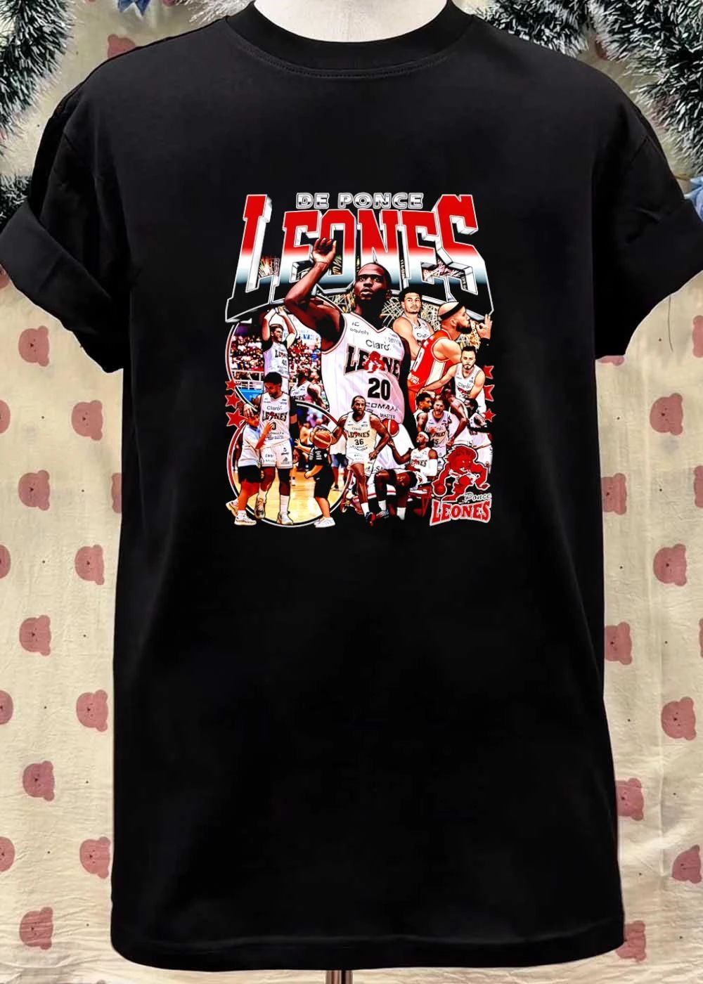 Leones de Ponce Basketball Team Players Action Vintage Style T-Shirt
