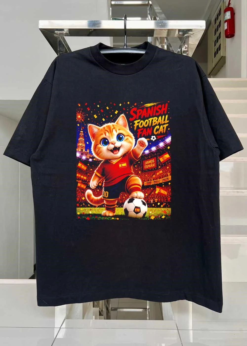 Spanish Football Fan Cat ‘ Cute Kitten Playing Soccer ‘ Vamos España Shirt