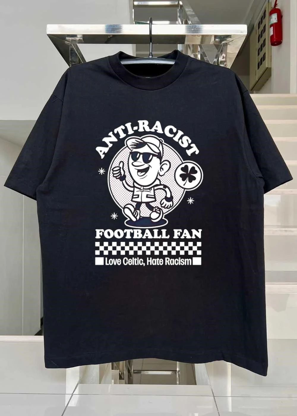Love Celtic, Hate Racism Anti-racist Football Fan T-Shirt