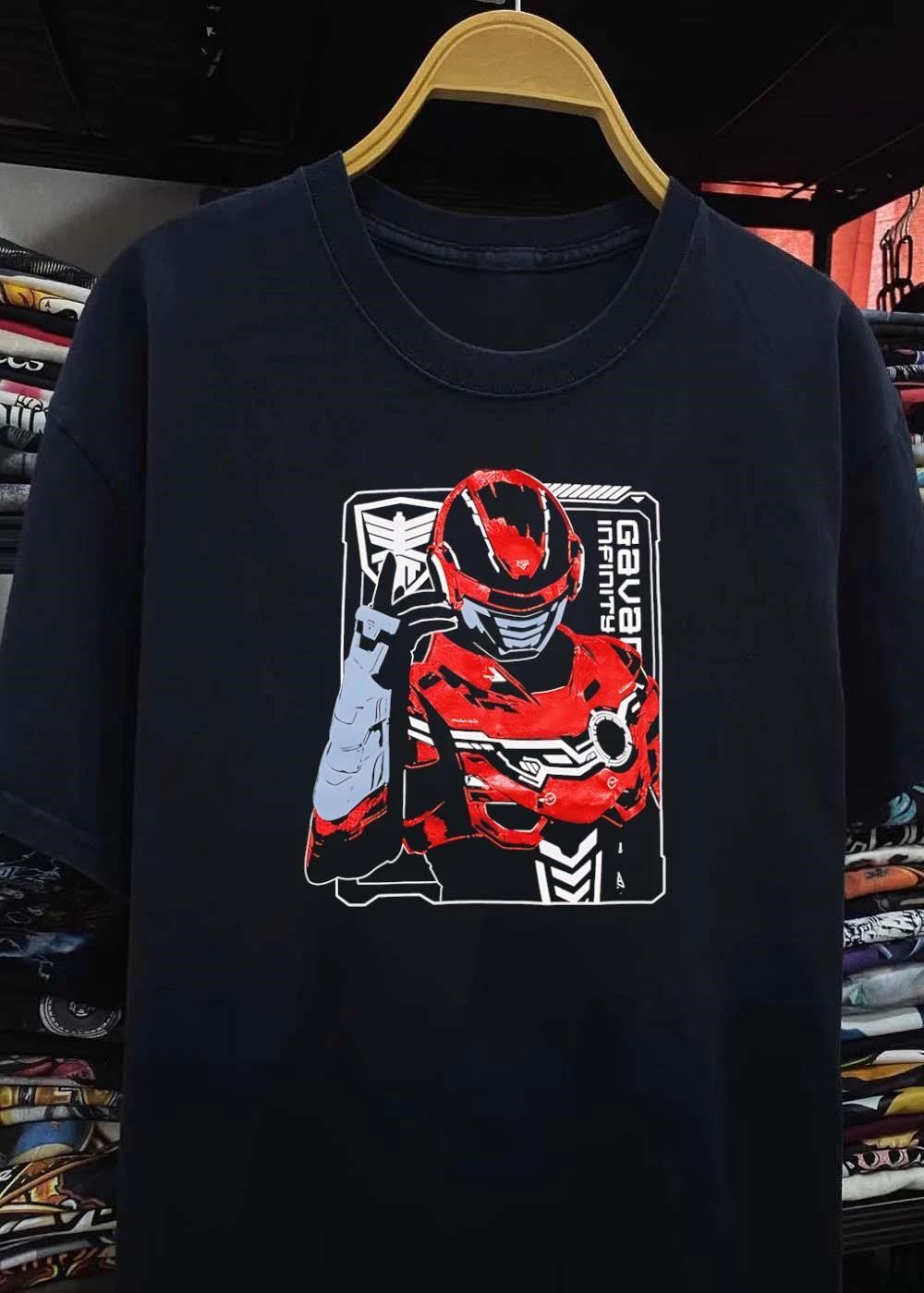 Gavan Infinity Red Armor Tactical Suit Graphic Men’s T-Shirt