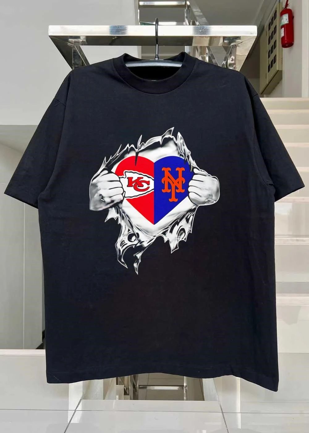 KC Mets Heart Ripped Chest Fan T-Shirt
