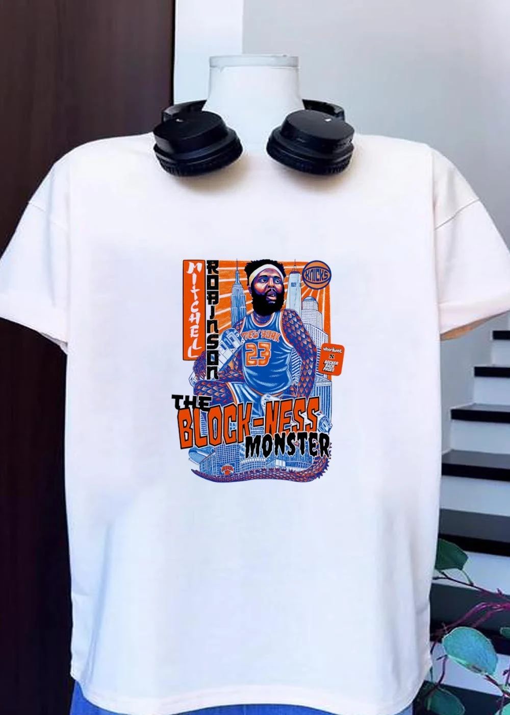 Mitchell Robinson the Block-Ness Monster Knicks T-Shirt