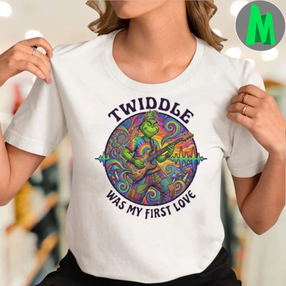 TWIDDLE Was My First Love Funny Grinch Christmas T-Shirt