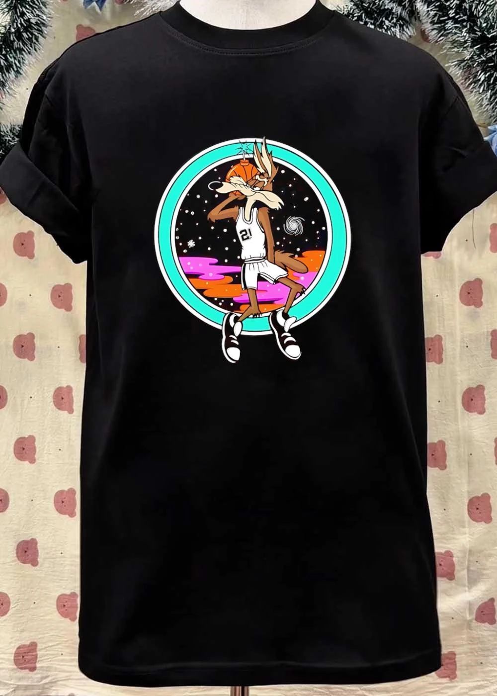 Wile E Coyote Basketball Bomb Wile E Coyote 21 San Antonio Spurs T-Shirt