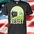 Resist Frog – Portland Protest Activist Vintage Poster T-shirt