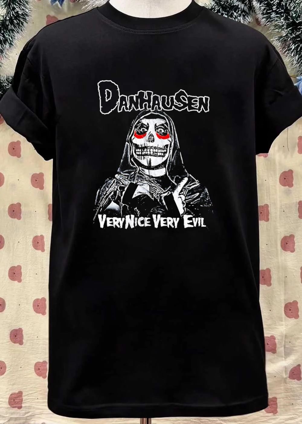 Wicked Drawings Danhausen Pointing Fingers Very Nice Very Evil T-Shirt