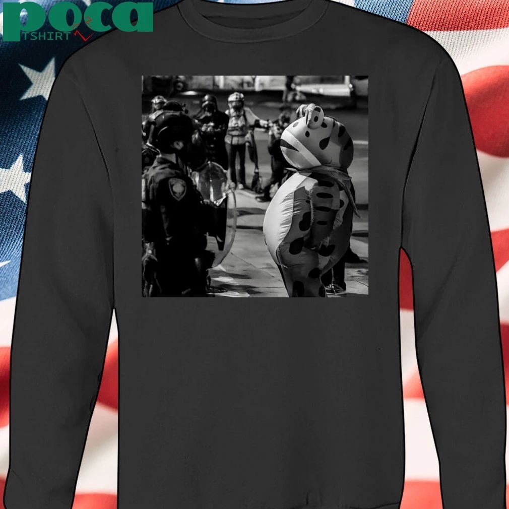 Frogs Against Fascism Portland Frog stronger together T-shirt