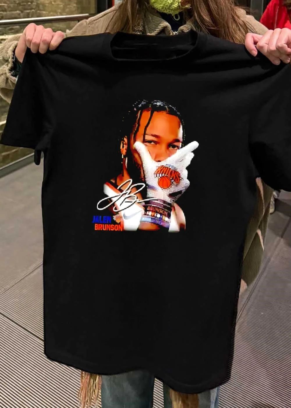 JB Jalen Brunson Making a Gesture with a Knicks Logo Glove T-Shirt
