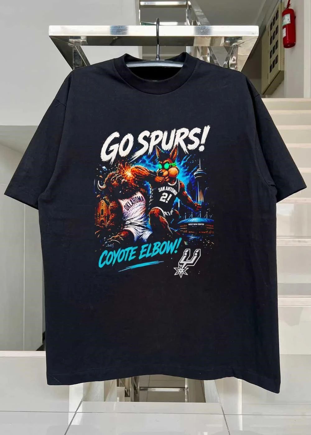 Spurs Coyote Mascot Elbowing Oklahoma Bison Go Spurs Coyote Elbow San Antonio T-Shirt