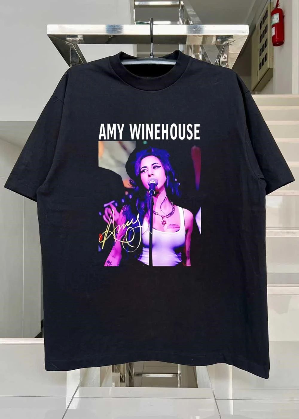 Amy Winehouse Singing Signature Shirt