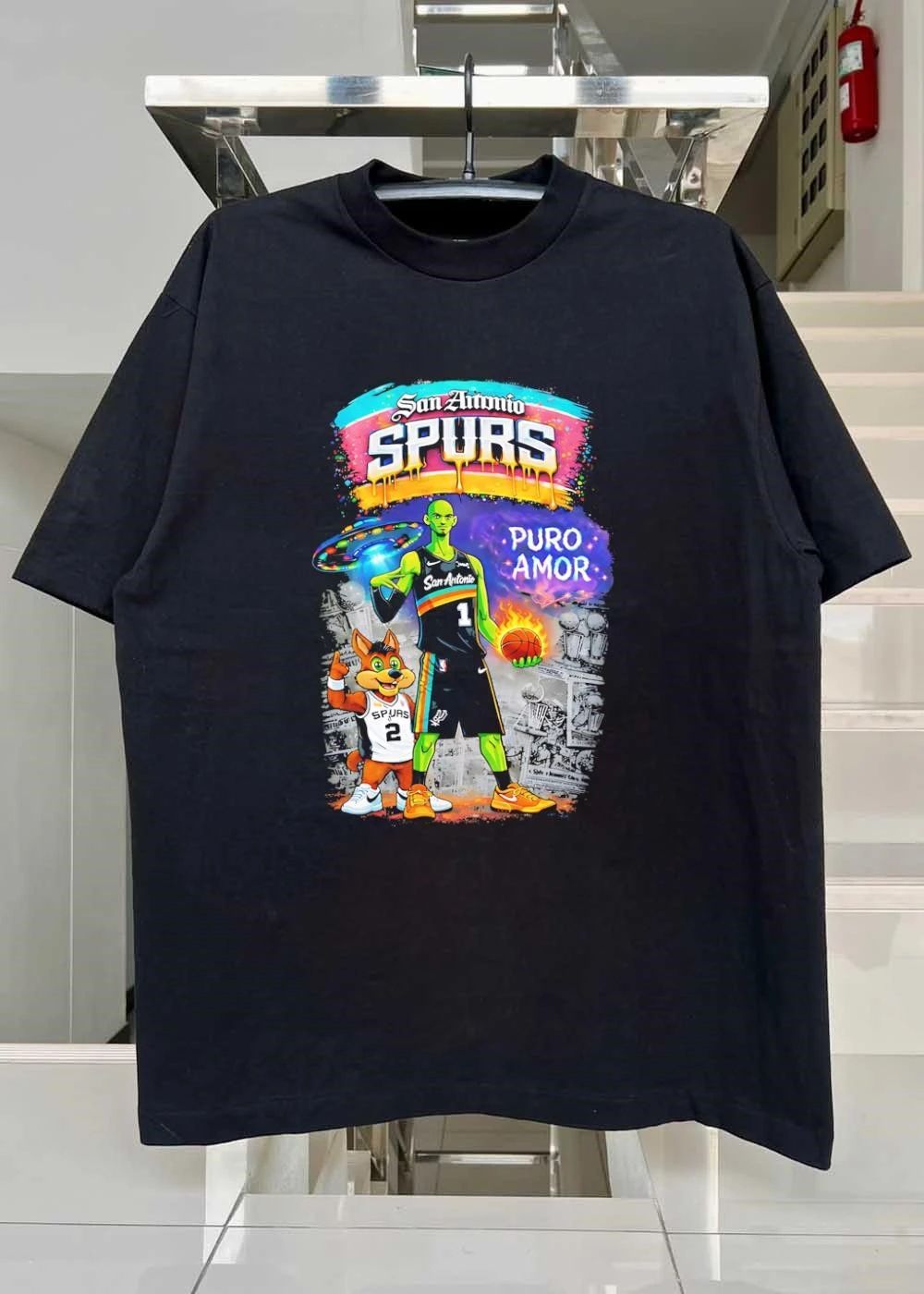 San Antonio Spurs Alien Basketball Mascot Puro Amor San Antonio Spurs T-Shirt