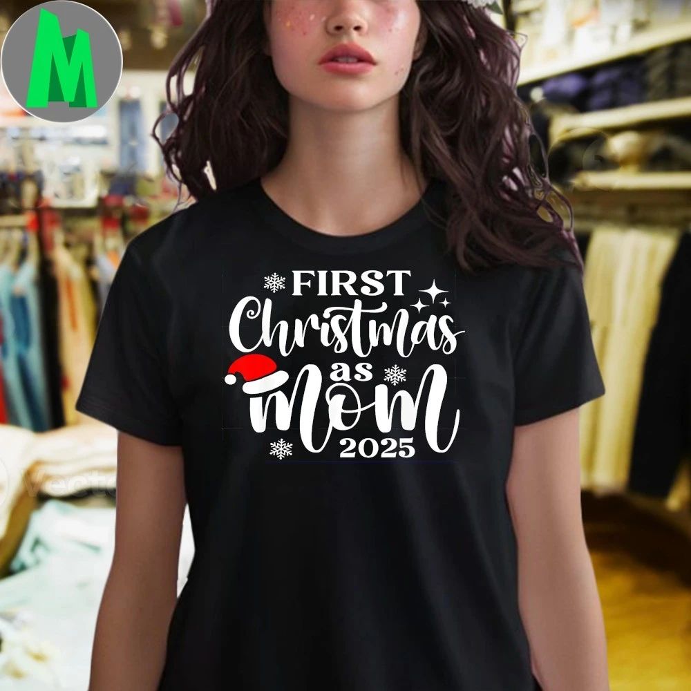 First Christmas As Mom 2025 Snowflake Xmas Family Matching Shirt