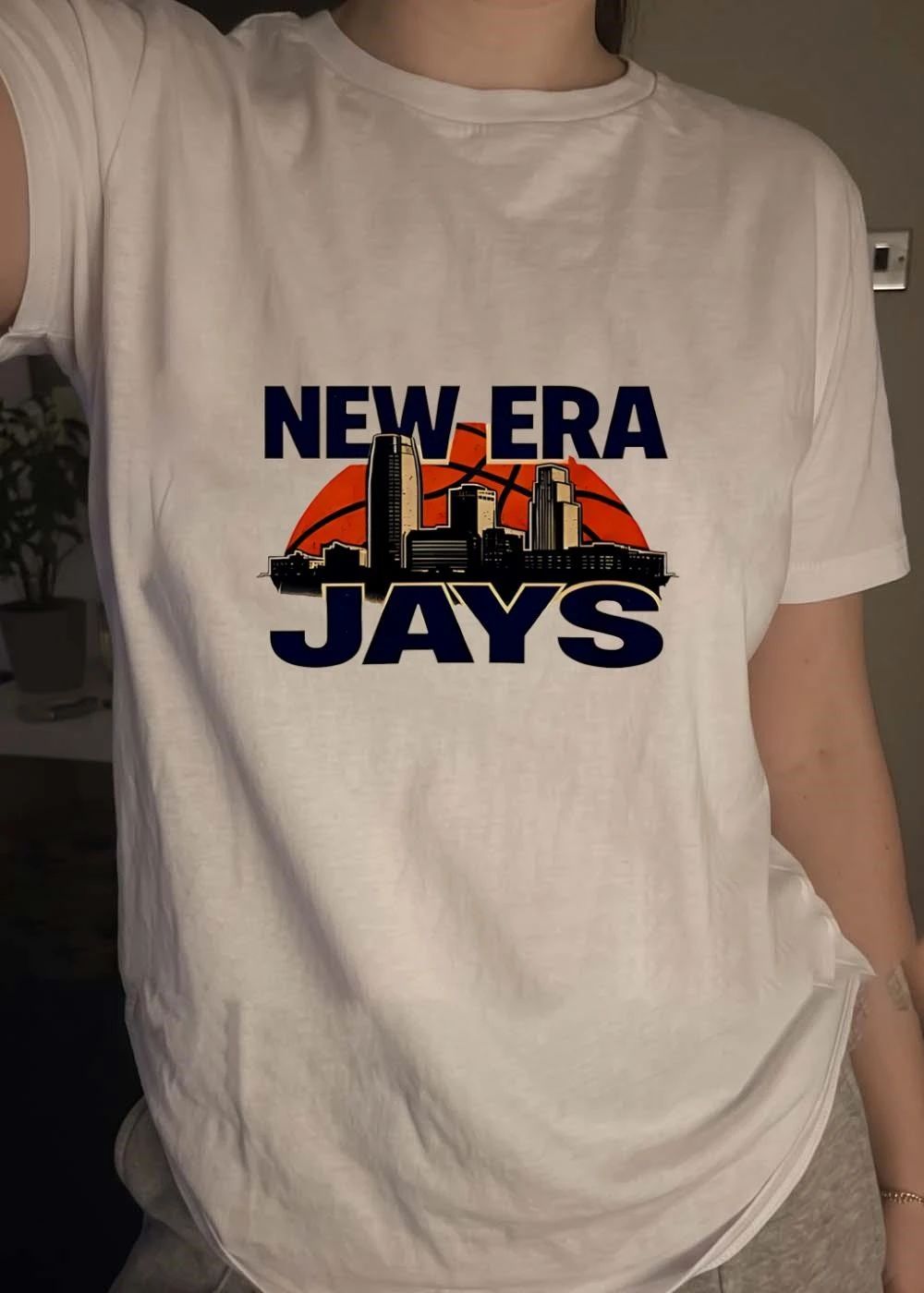 New Era Jays City Skyline Basketball T-Shirt