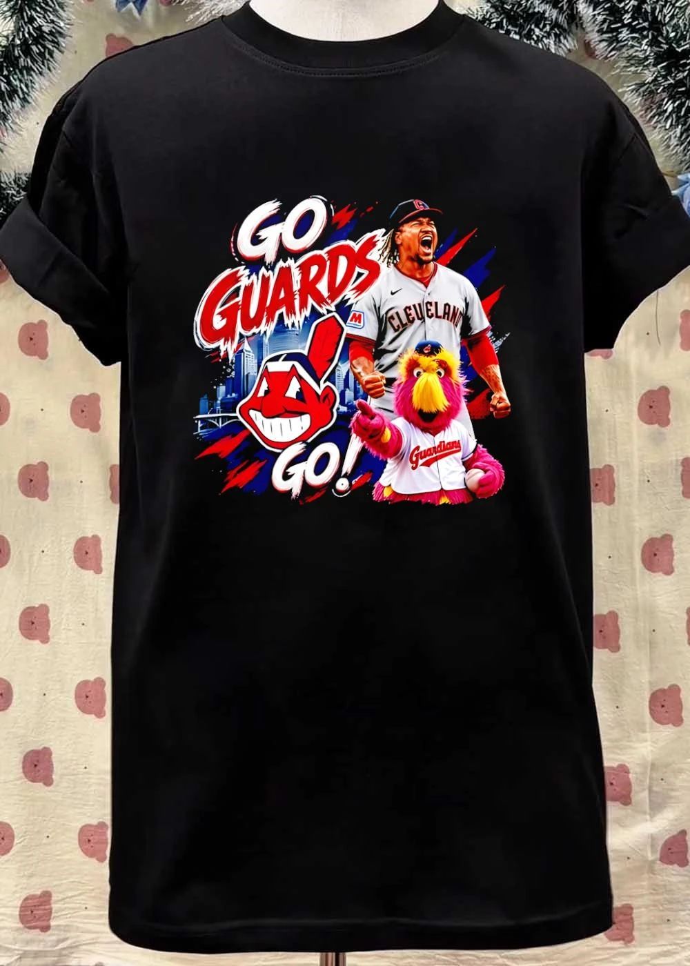 Go Guards Jose Ramirez Chief Wahoo Cleveland Baseball Fan shirt
