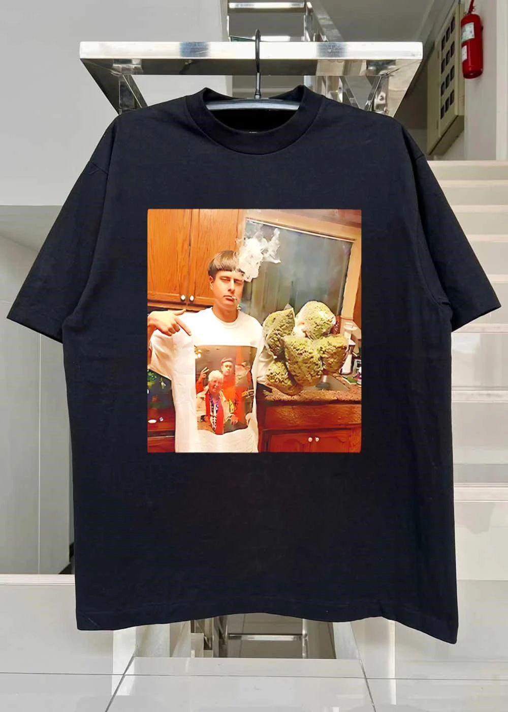 Oliver Tree Smoking Cannabis Bags T-Shirt