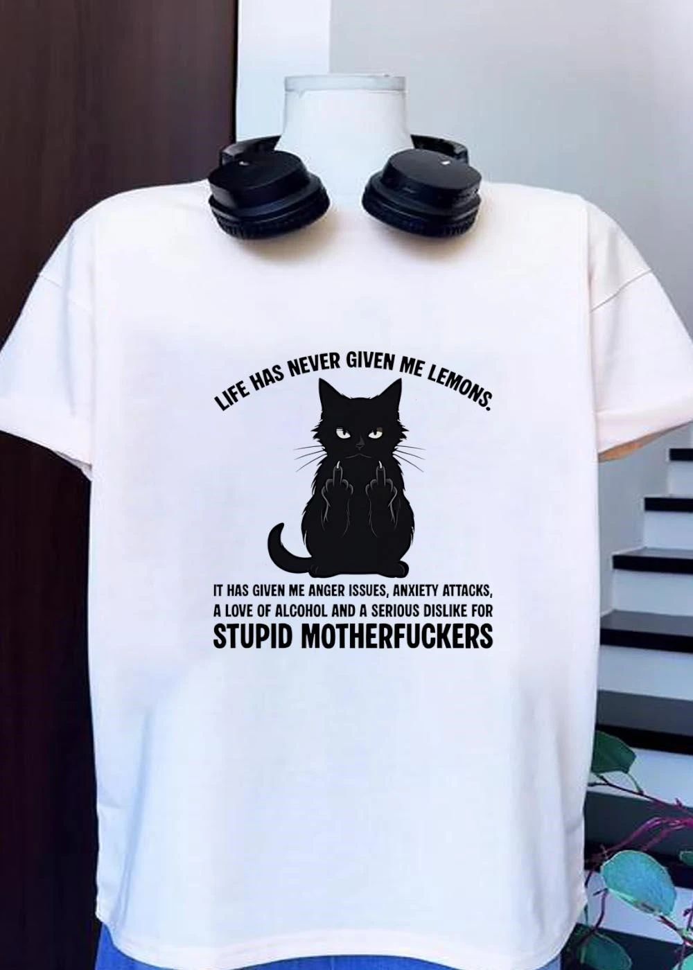 Life has never given me lemons anger issues cat giving the middle finger shirt