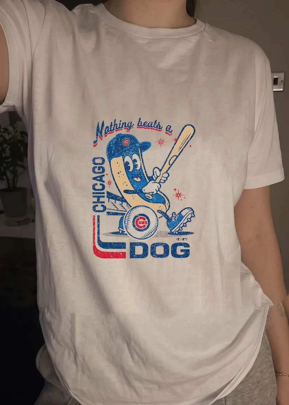 MLB Official Chicago Cubs Hot Dog Baseball Batter T-Shirt