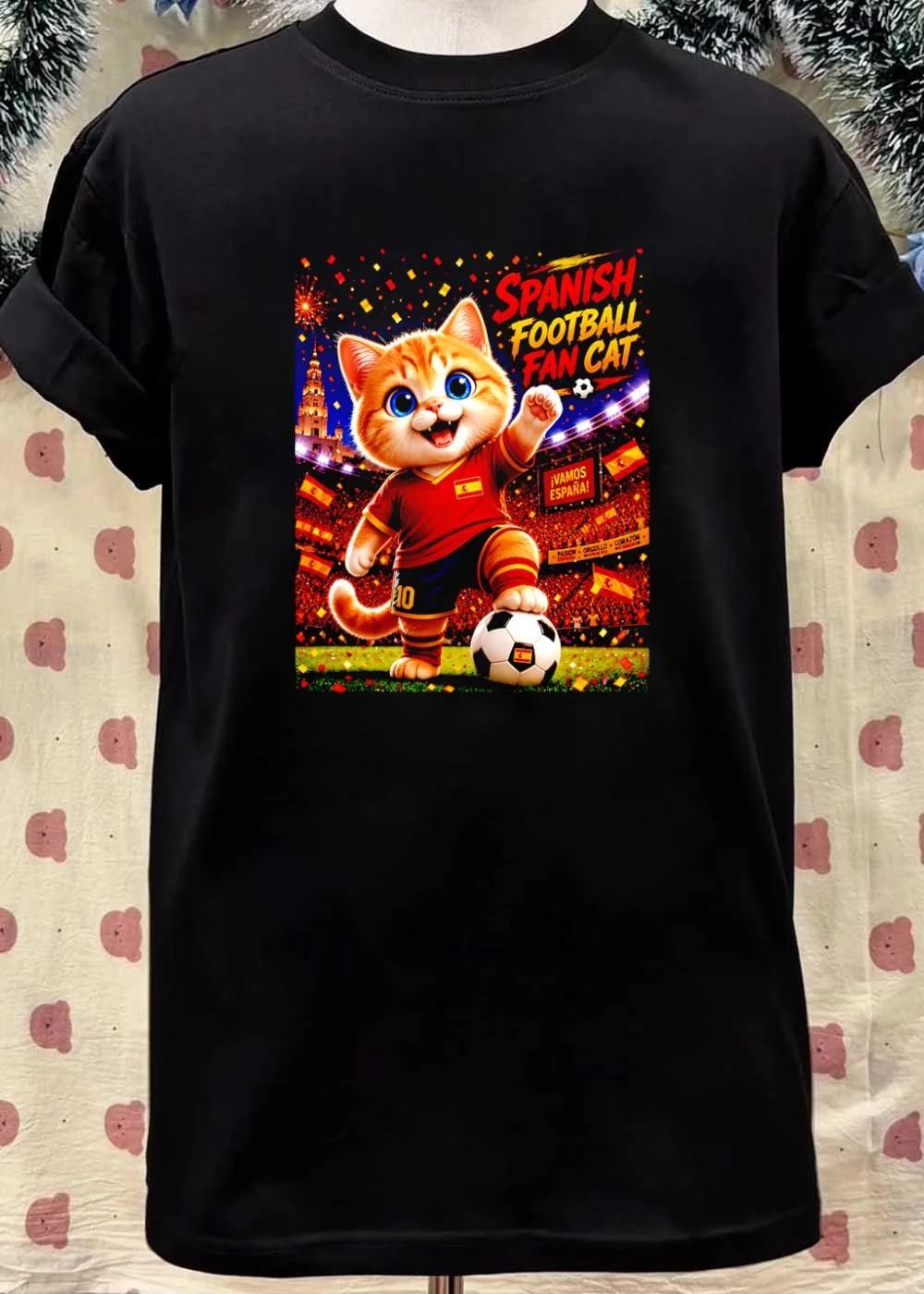Spanish Football Fan Cat ‘ Cute Kitten Playing Soccer ‘ Vamos España Shirt