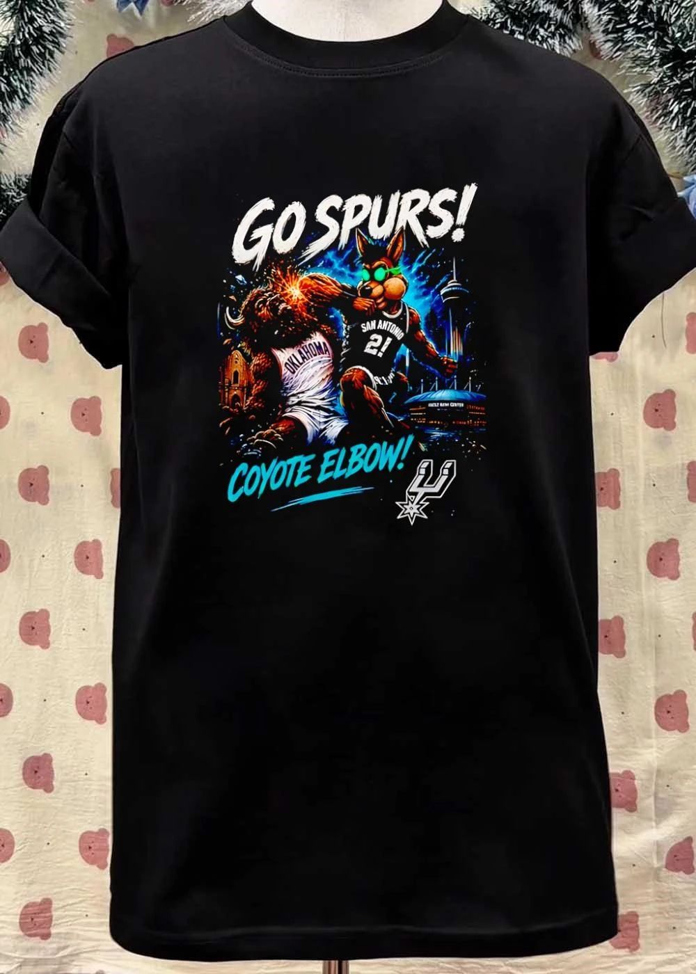 Spurs Coyote Mascot Elbowing Oklahoma Bison Go Spurs Coyote Elbow San Antonio T-Shirt
