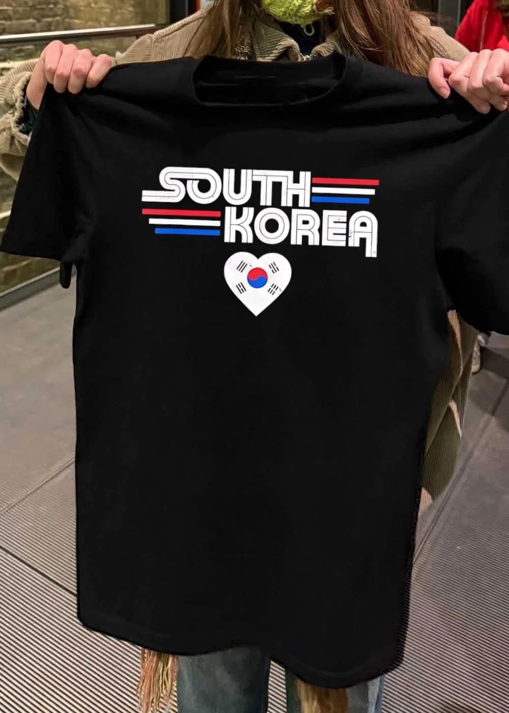 South Korea Heart Flag Retro Style T-Shirt