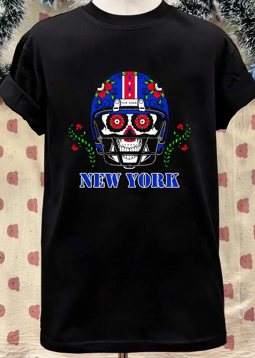 Sugar Skull Football Helmet New York Giants T-Shirt