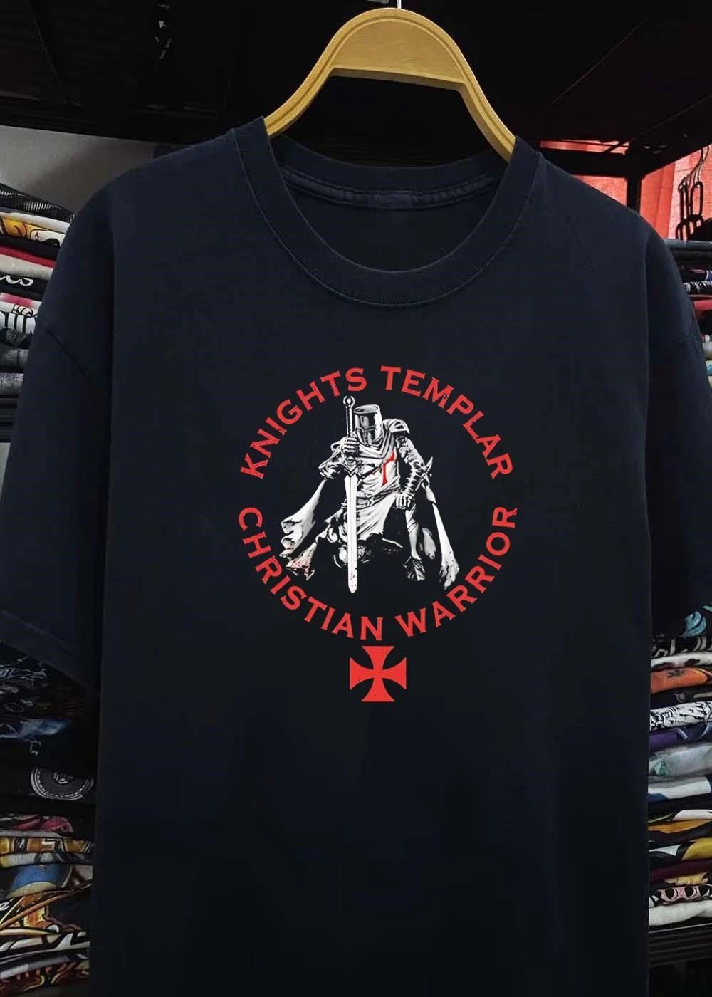 Knights Templar Christian Warrior Kneeling Knight T-Shirt