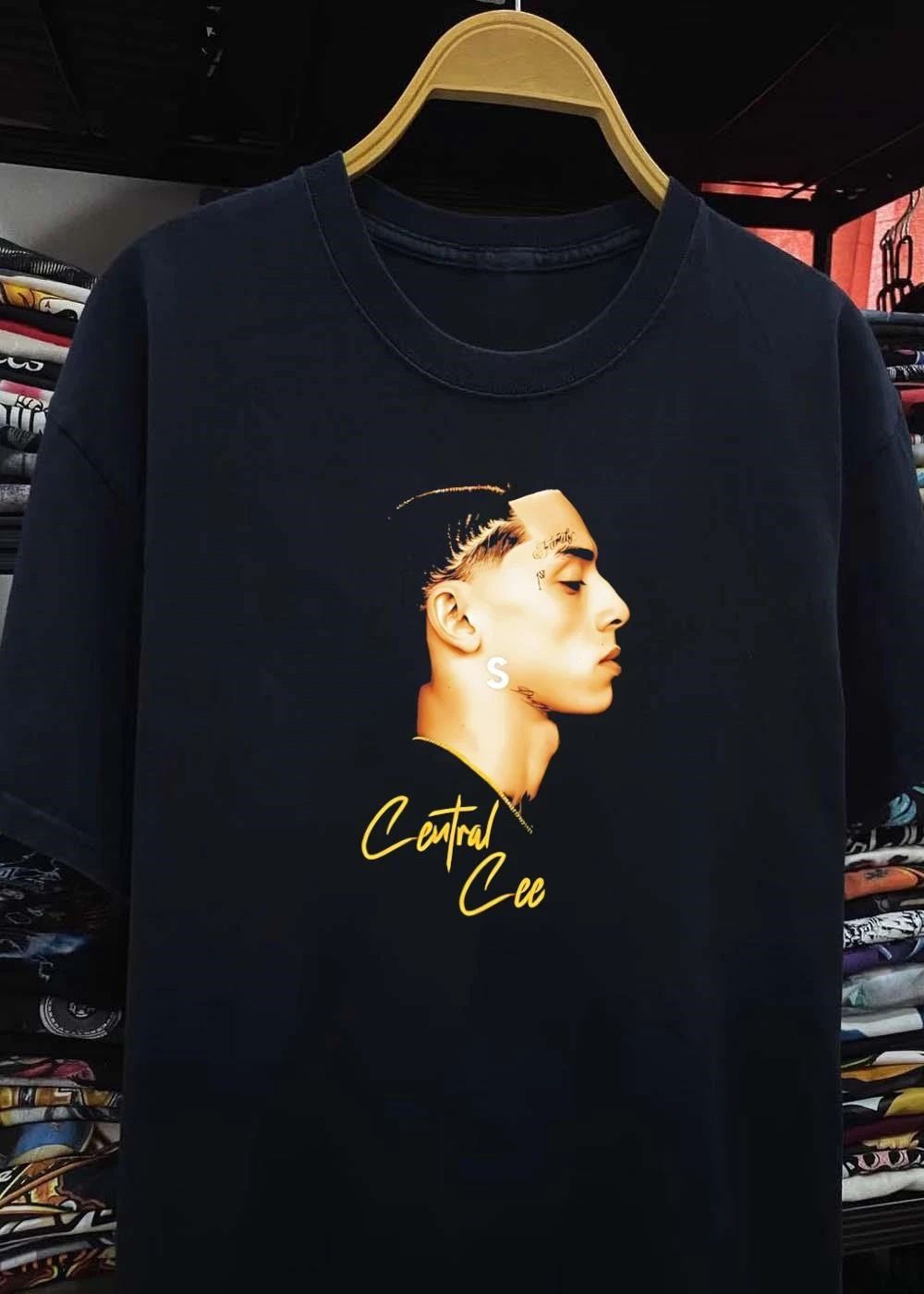Central Cee Family 1st Profile Portrait Men’s T-Shirt