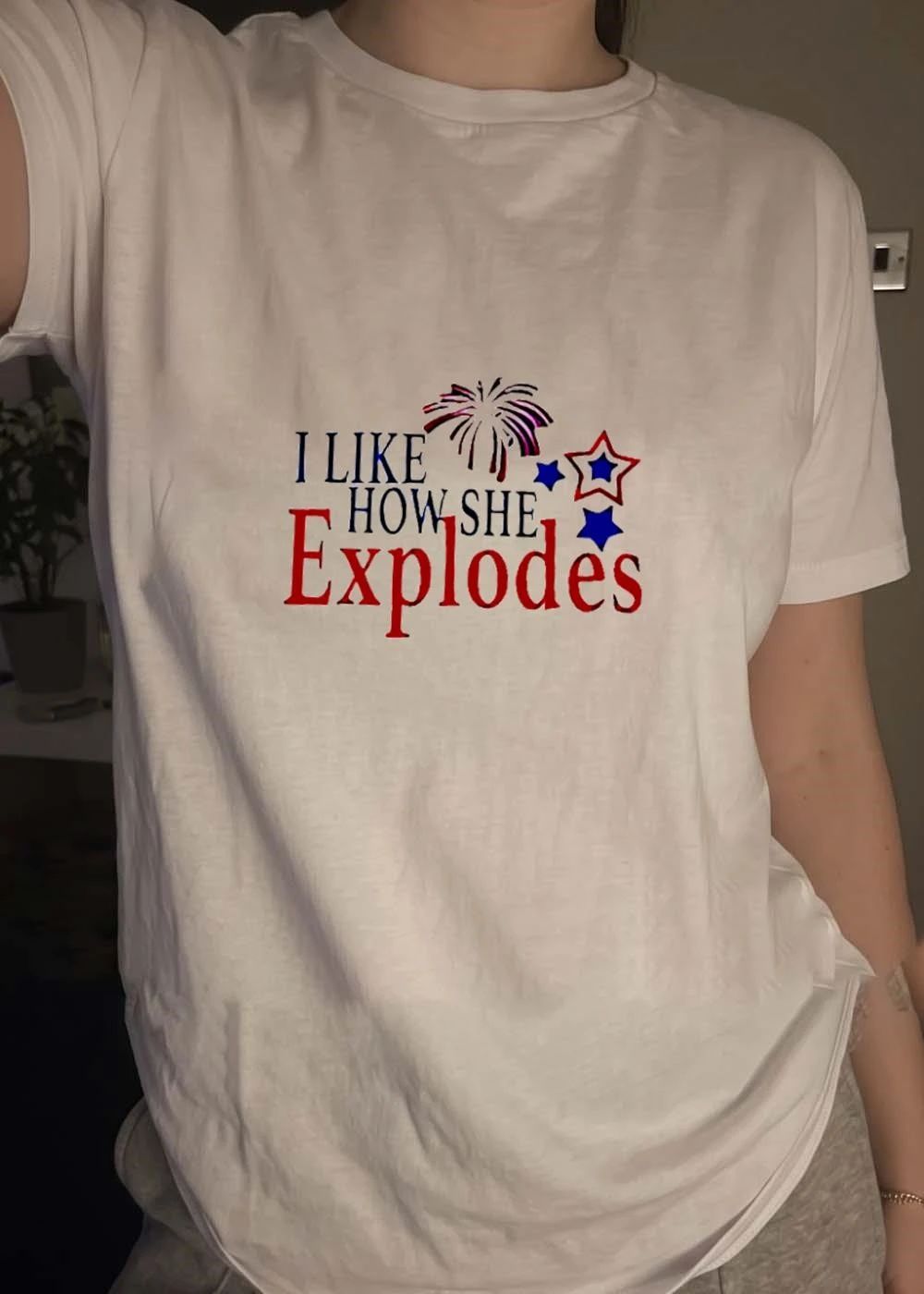 I Like How She Explodes Fourth of July Patriotic Fireworks T-Shirt