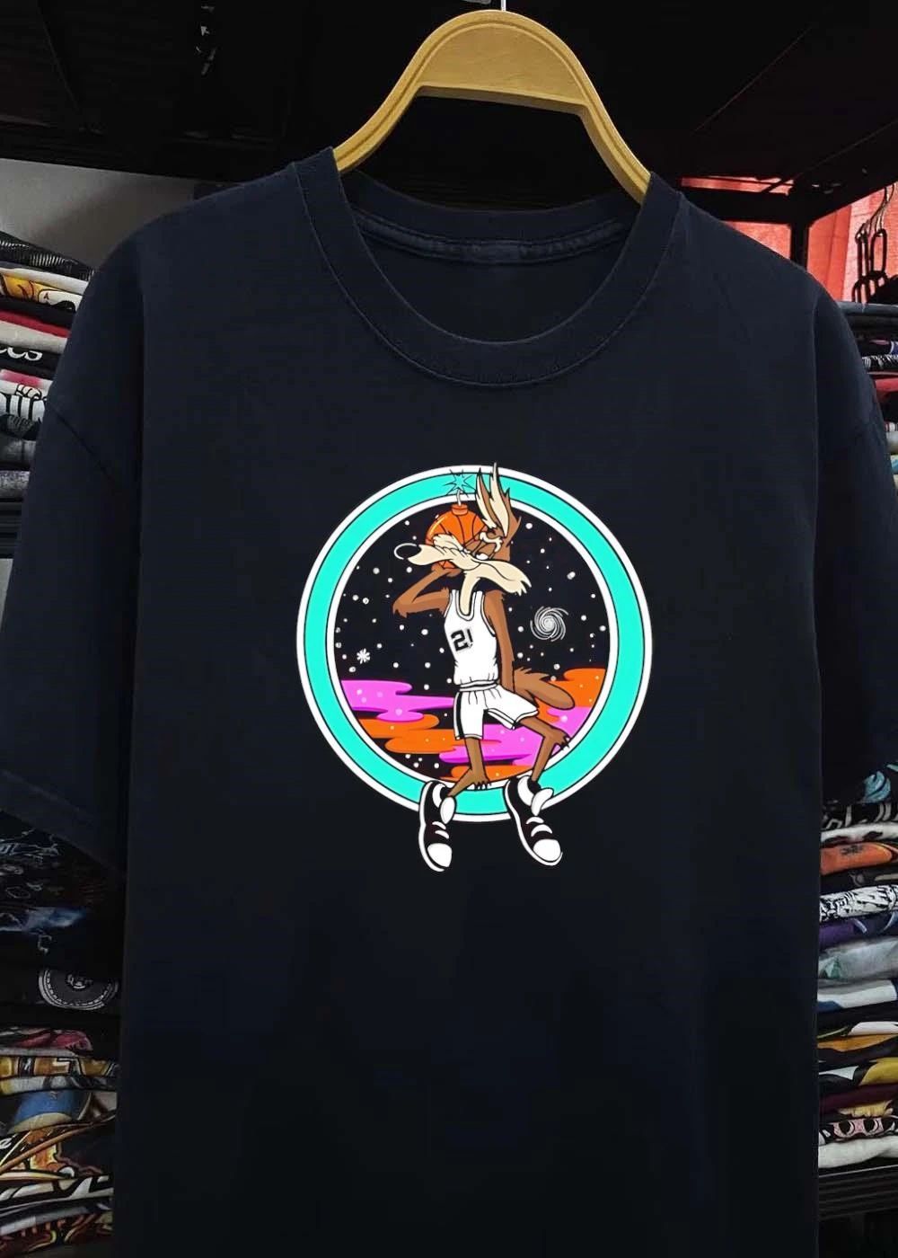 Wile E Coyote Basketball Bomb Wile E Coyote 21 San Antonio Spurs T-Shirt